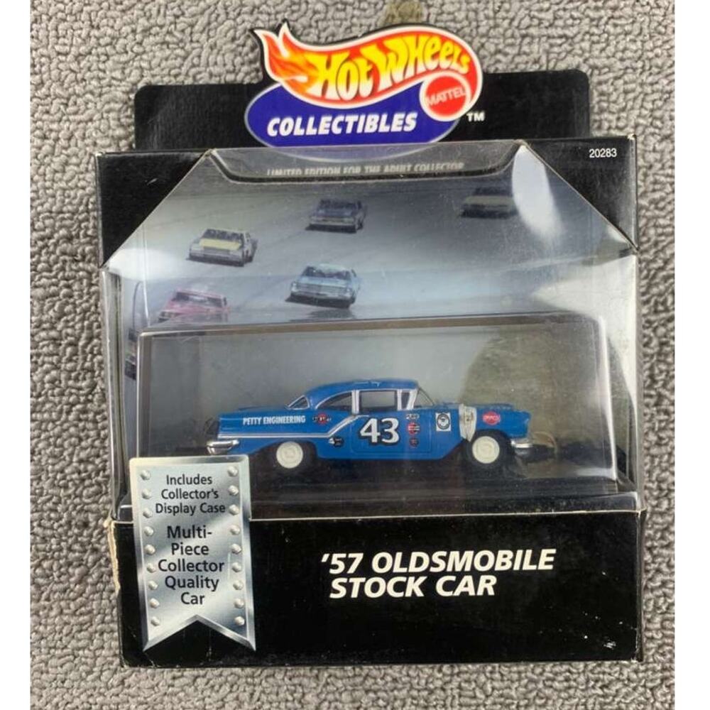 Hot Wheels Collectibles 57 Oldsmobile Stock Car‎ 1-64 Scale With Display Case